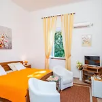 House Boninovo