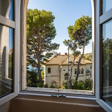 House Boninovo Gæstehus 3*