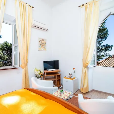 Gæstehus House Boninovo 3*