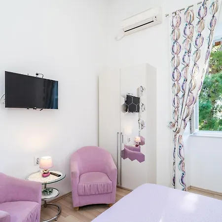 House Boninovo (adults Only)