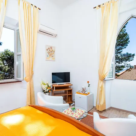 Gæstehus House Boninovo 3*